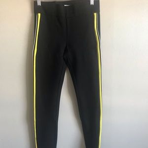 Leggings with detailed side stripe